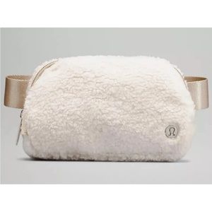 Lululemon Fleece Everywhere Belt Bag Light Ivory Gold